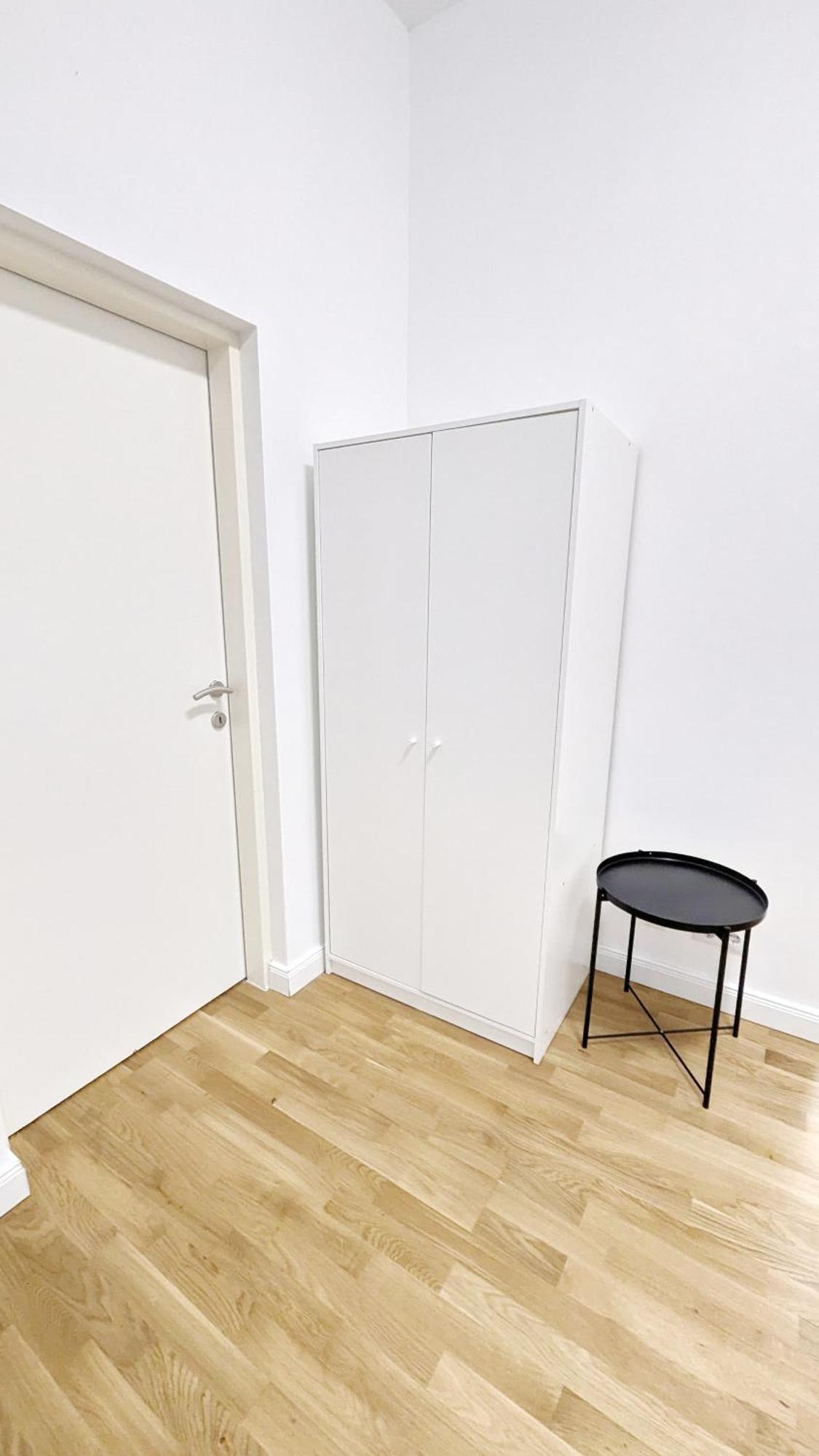 Apartament Spacious In A Lively Area